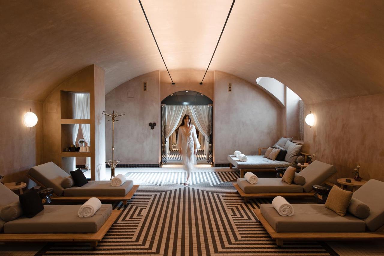 Botaniq Castle Of Tura - Small Luxury Hotels Of The World Luaran gambar